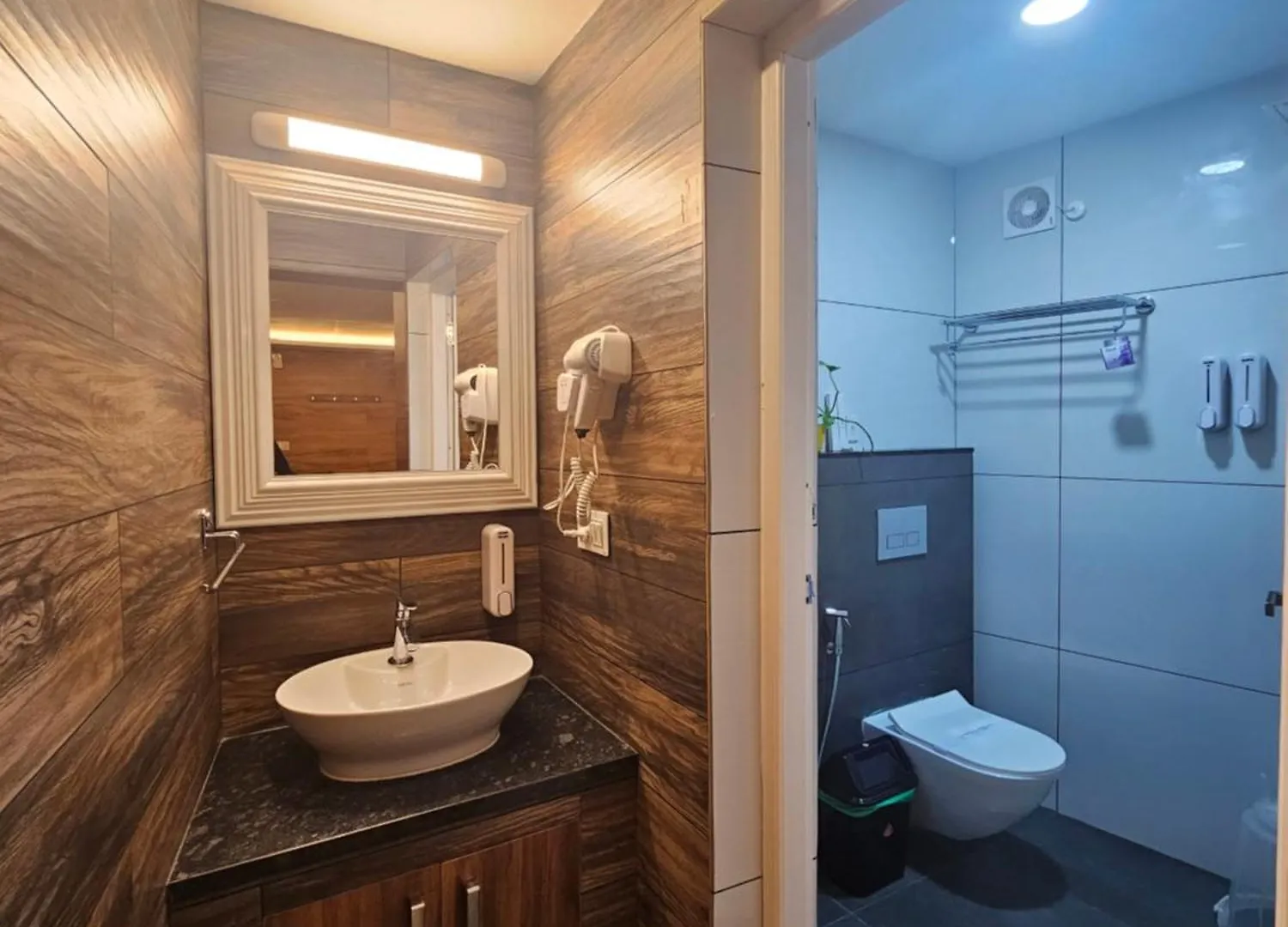 S & B Dreams House Apartment Munnar India